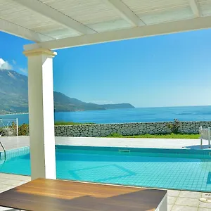  Villa Seafront Kefaloniaprivatevillas